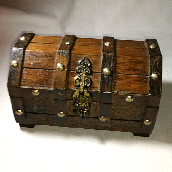 Vintage Wood Jewelry Box with Red Inside - Picture 1 of 11